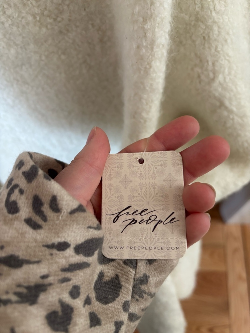 Free People Milo Turtleneck Sweater NWT - Picture 5 of 7